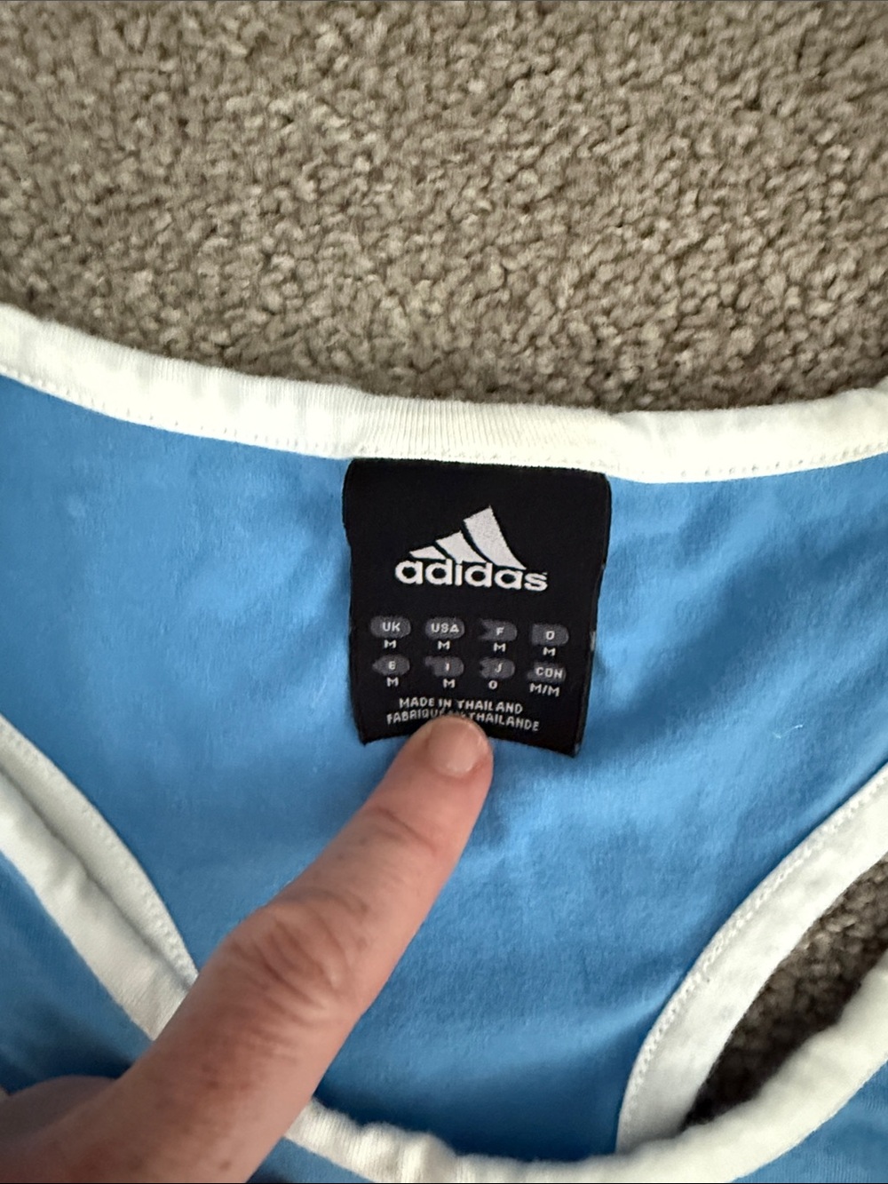 adidas Los Angles Stars Blue Shorts with Red Star Side Panels - Picture 4 of 4